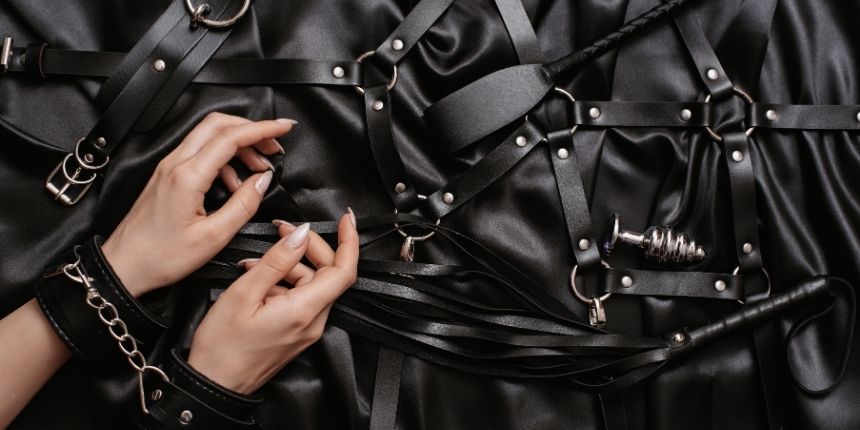 BDSM for beginners exploring bondage restraints and accessories - Lovesexshop.ie sex shop