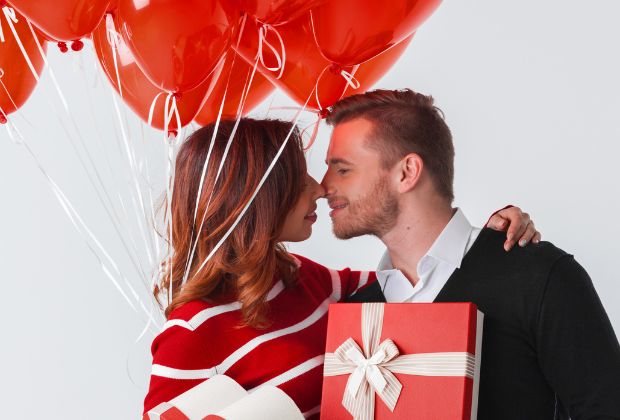 The Ultimate Valentine's Day Gift Guide 2026: Romantic & Intimate Presents for Couples